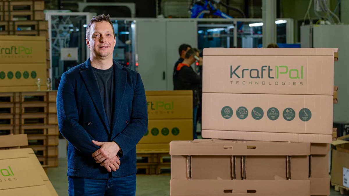 Gregor Brajović at the KraftPal Technologies production facility